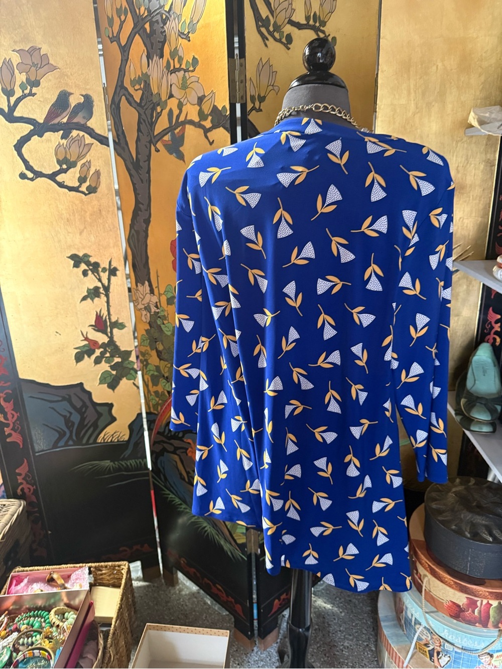 Anne Klein Royal Blue Tunic with Yellow and White Leaf Print - Picture 6 of 6